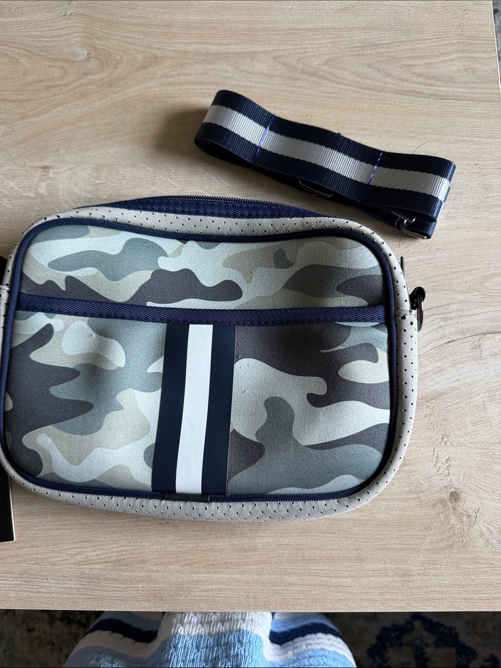 HAUTE SHORE Women’s Camo Crossbody Bag in Gray and Navy with Center Stripe - Picture 2 of 5